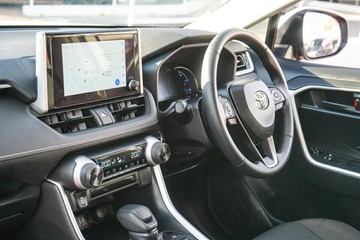 https://vehicle-cdn.autoleague.cloud/28166_12032537_23.jpg