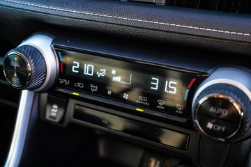 https://vehicle-cdn.autoleague.cloud/28166_12032547_20.jpg