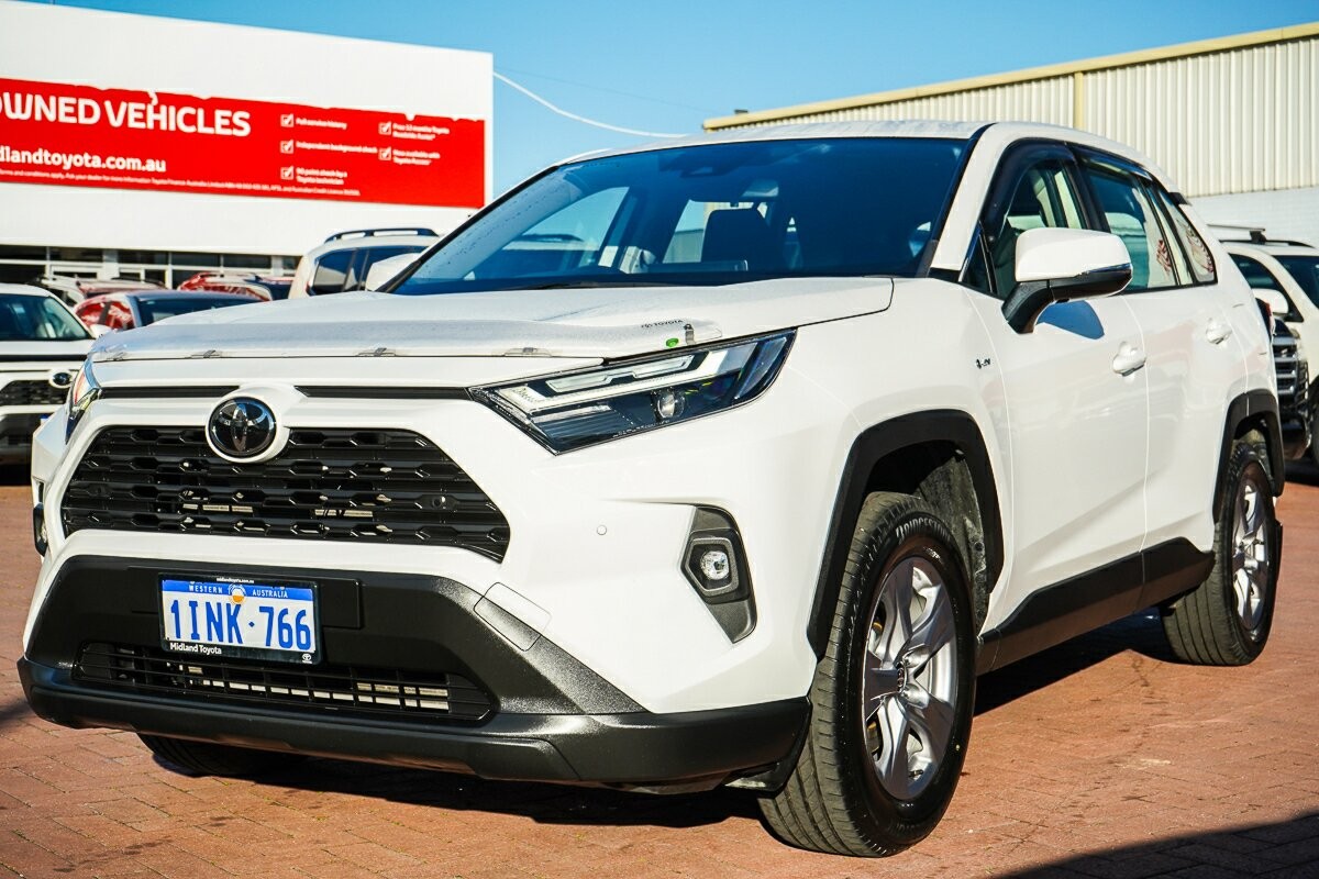 Toyota Rav4 image 4