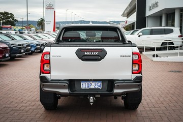 https://vehicle-cdn.autoleague.cloud/28166_12152237_6.jpg