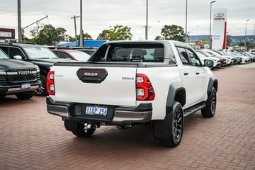 https://vehicle-cdn.autoleague.cloud/28166_12152237_7.jpg