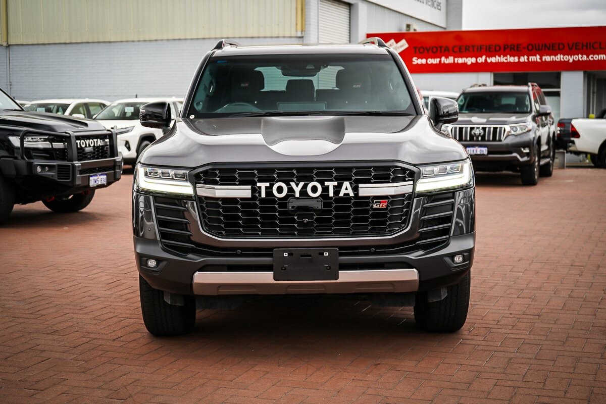 Toyota Landcruiser image 4