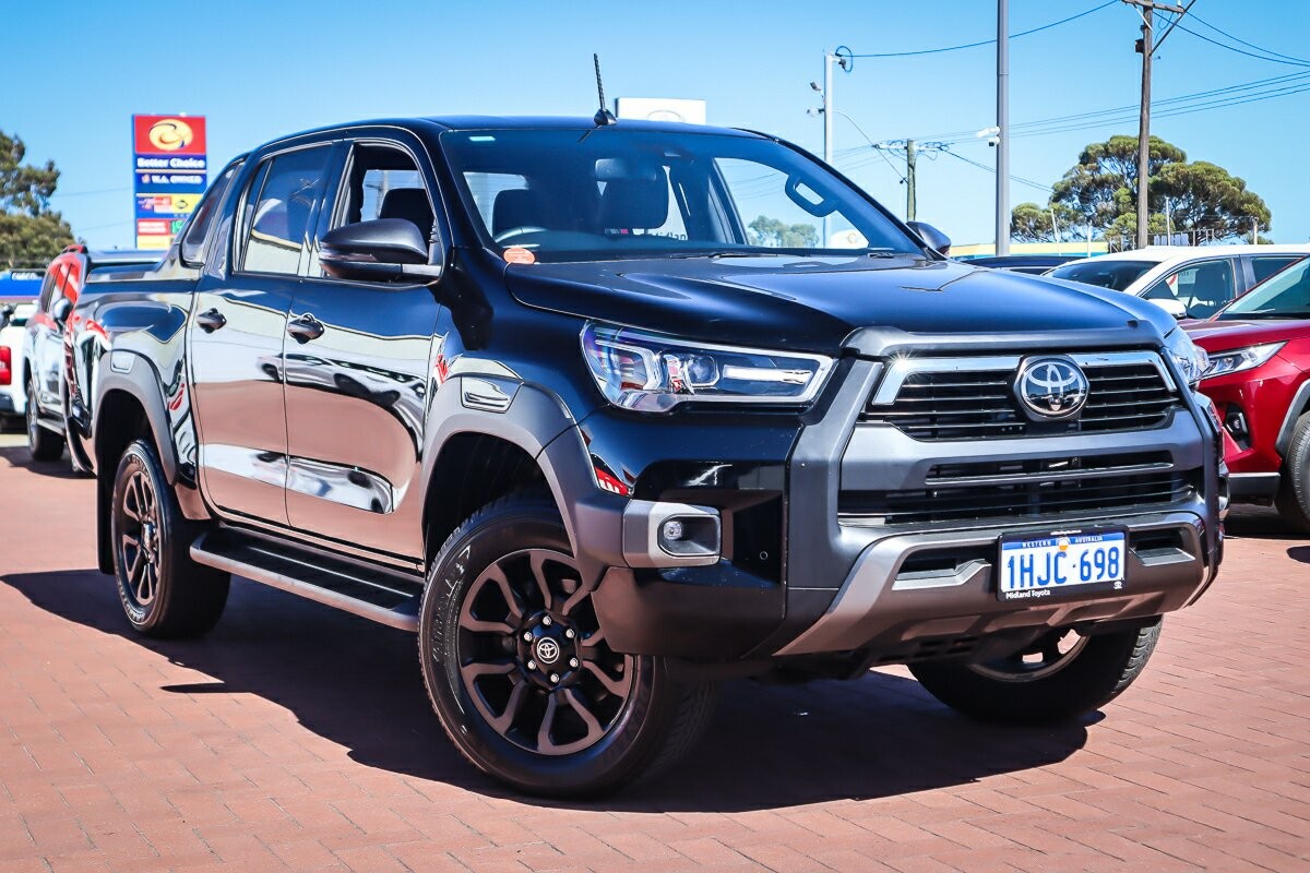 Toyota Hilux image 1
