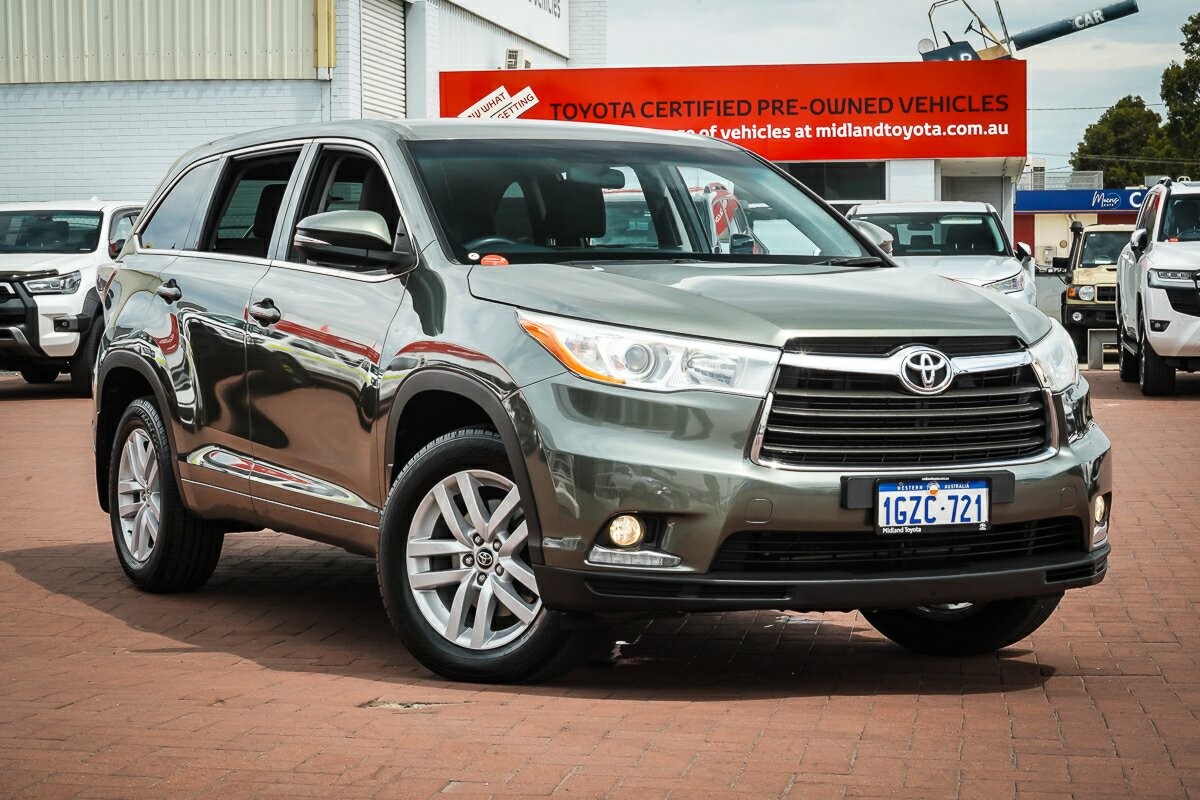 Toyota Kluger image 1