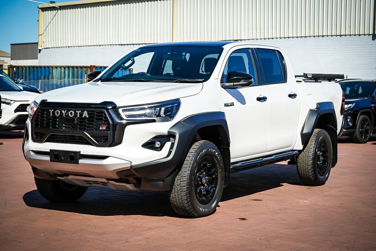 Toyota Hilux image 4