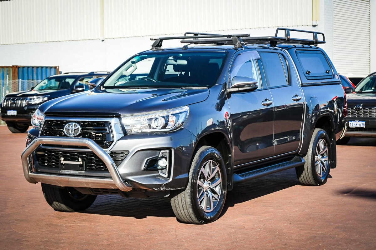 Toyota Hilux image 4