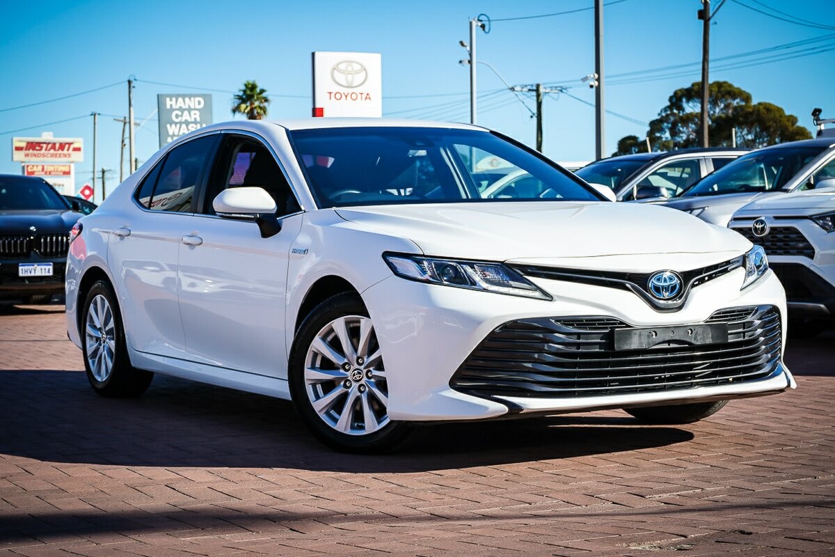 Toyota Camry image 1