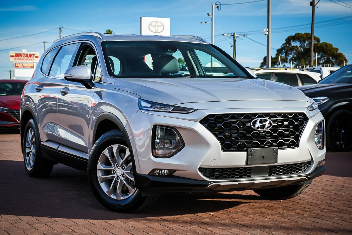 Hyundai Santa Fe image 1