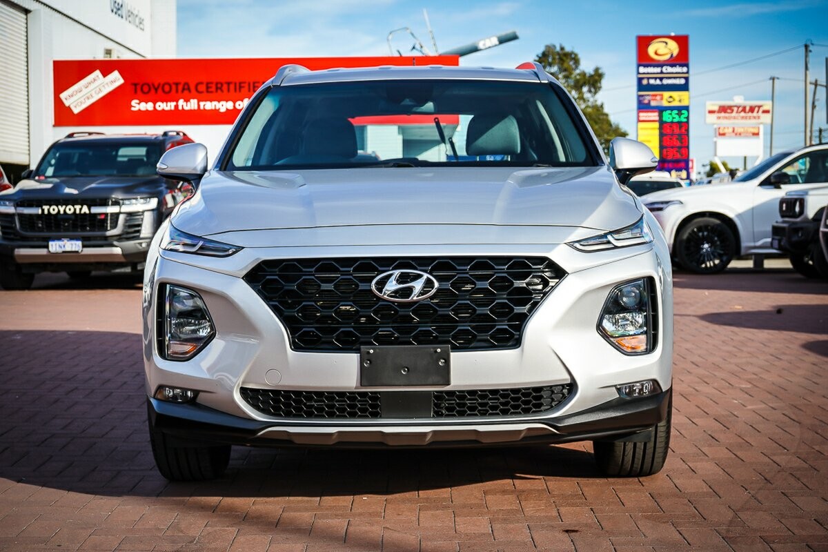 Hyundai Santa Fe image 3