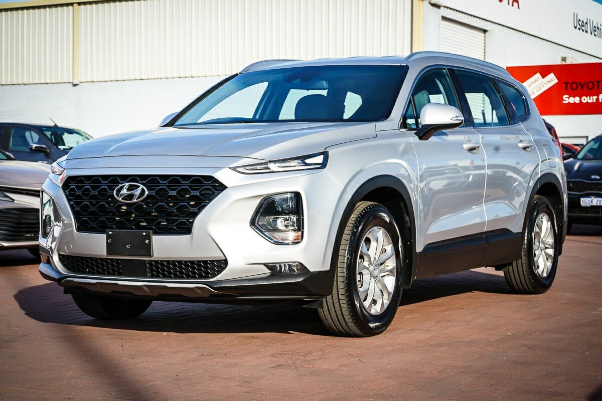 Hyundai Santa Fe image 4