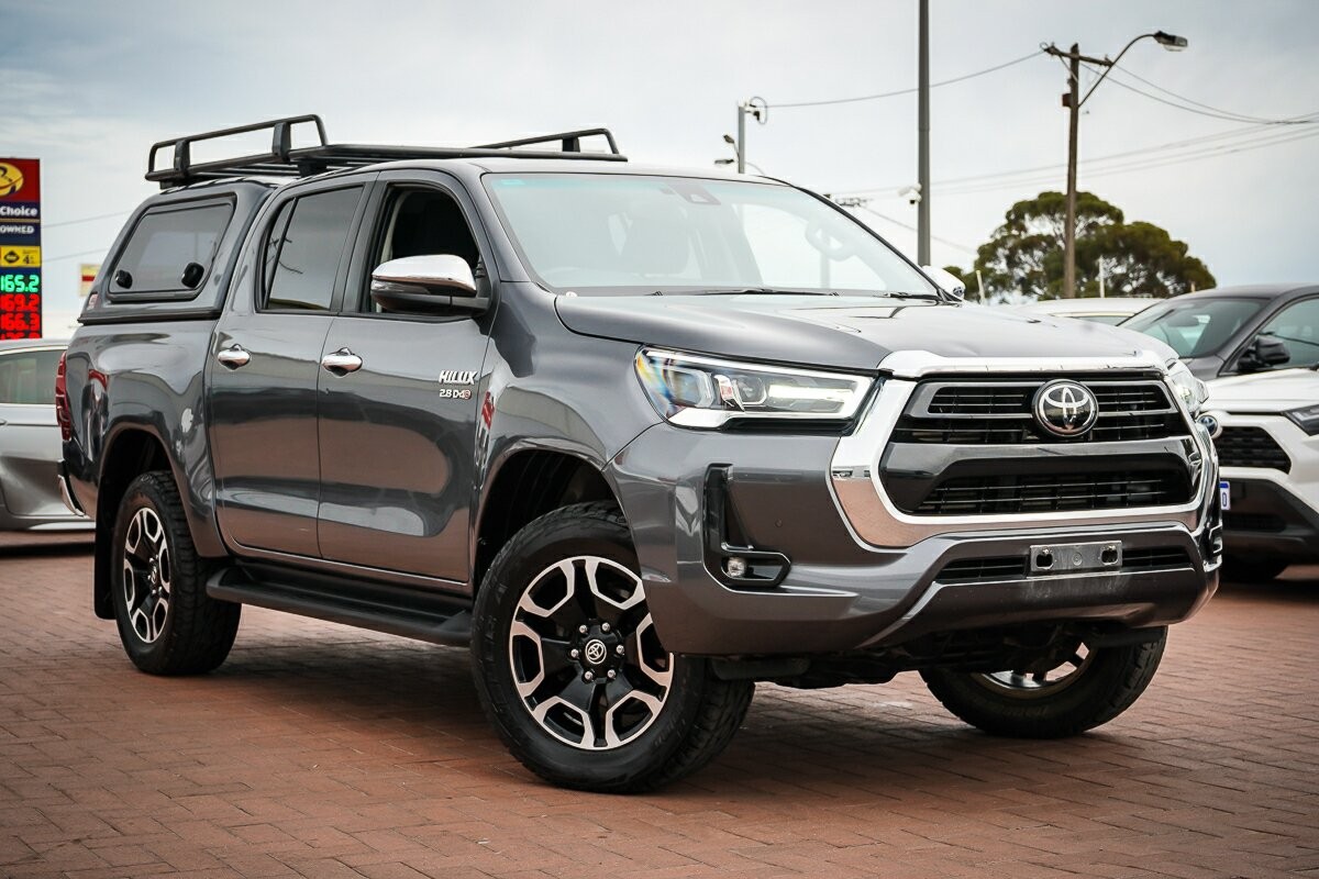 Toyota Hilux image 1