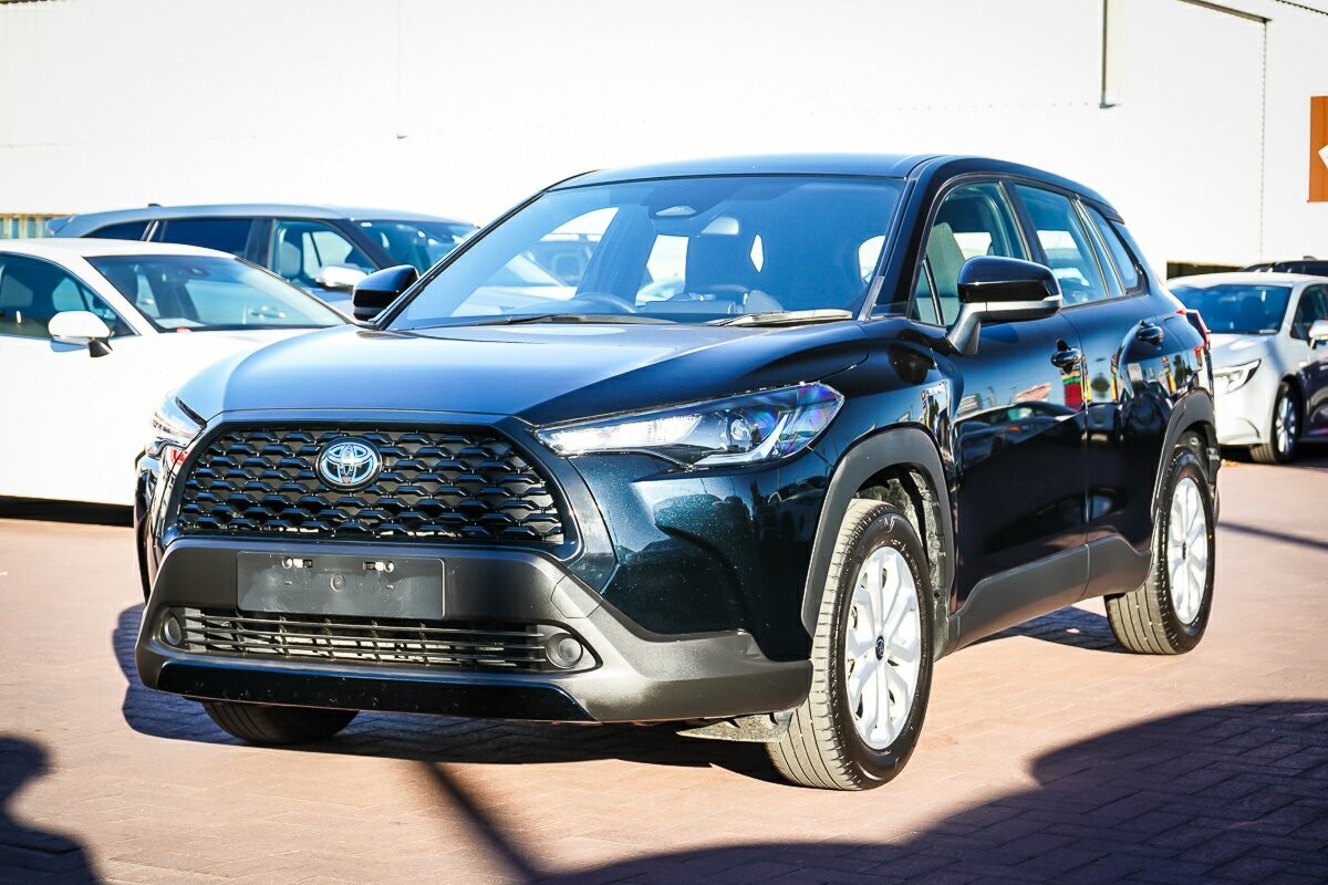 Toyota Corolla Cross image 4