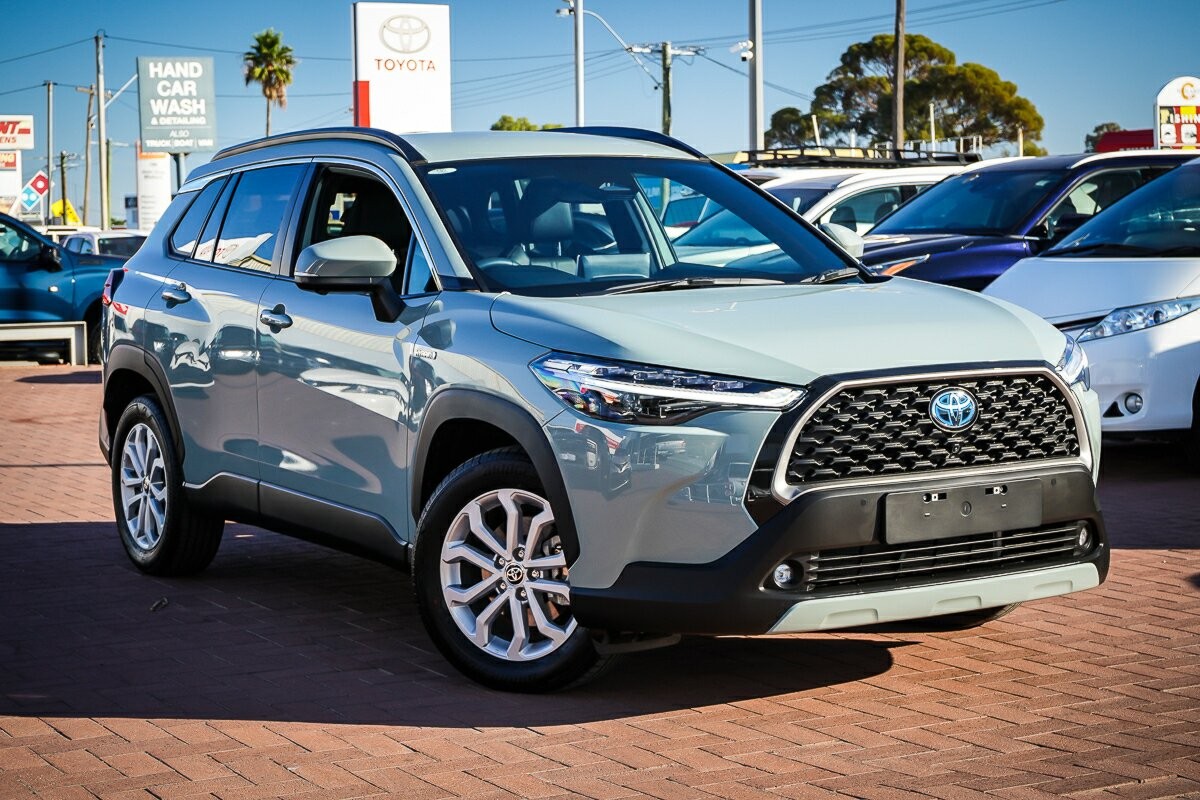 Toyota Corolla Cross image 1