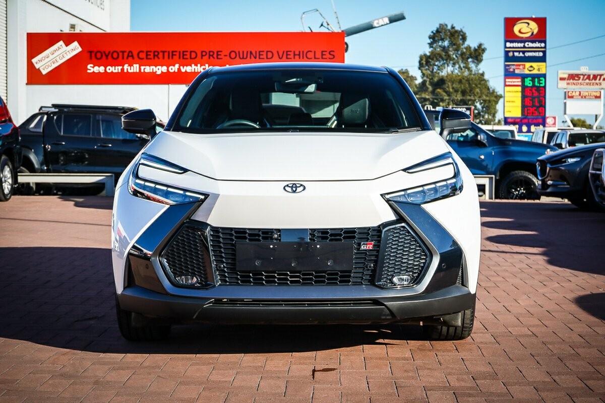 Toyota C-hr image 3