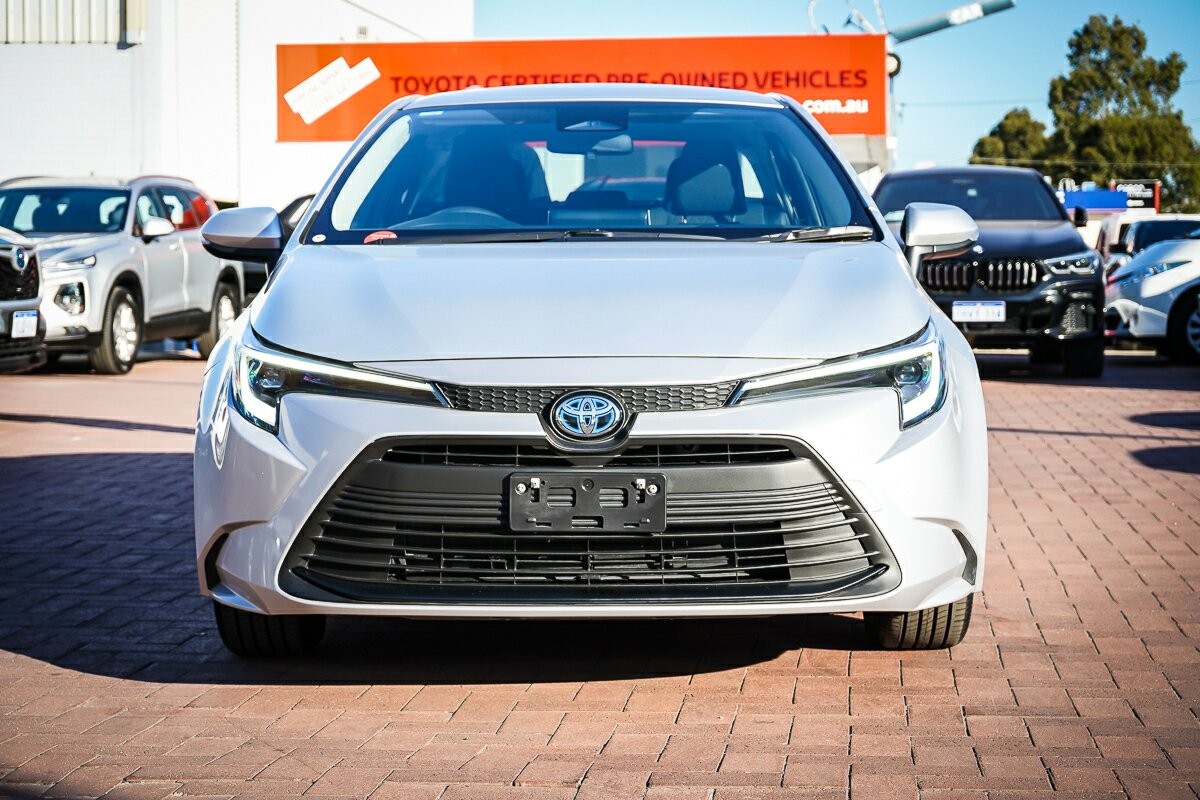 Toyota Corolla image 3