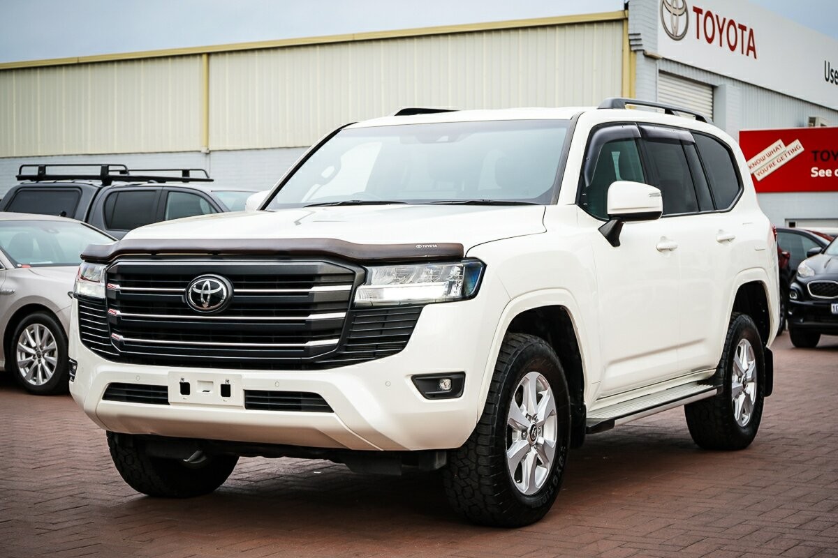 Toyota Landcruiser image 4