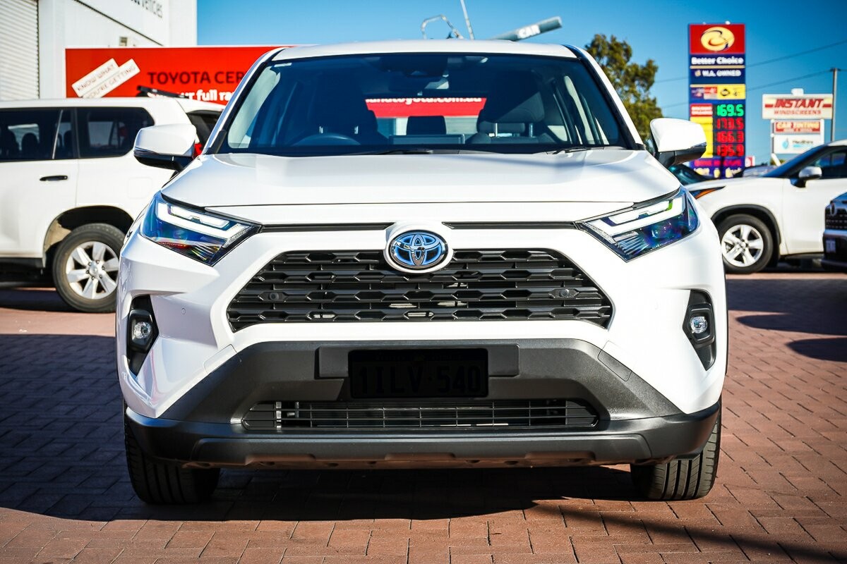 Toyota Rav4 image 3