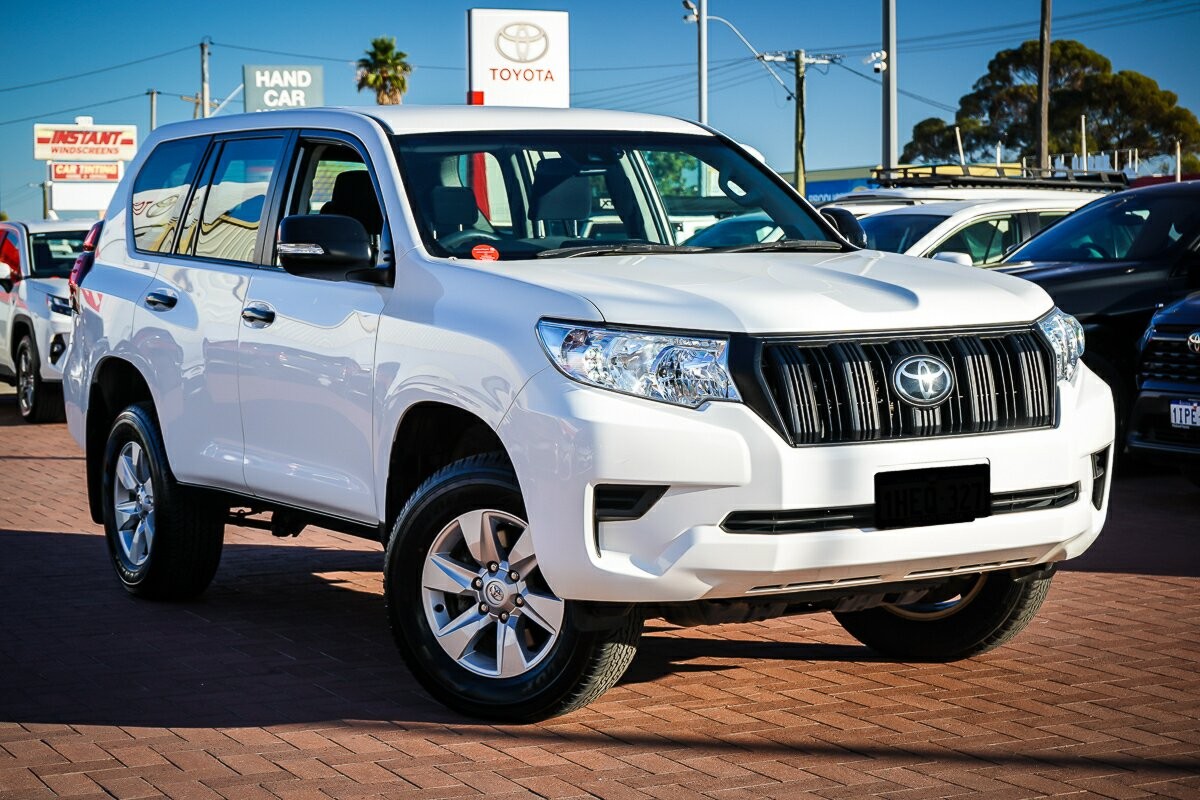Toyota Landcruiser Prado image 1