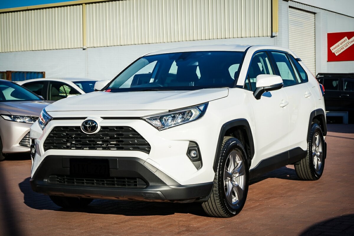 Toyota Rav4 image 4