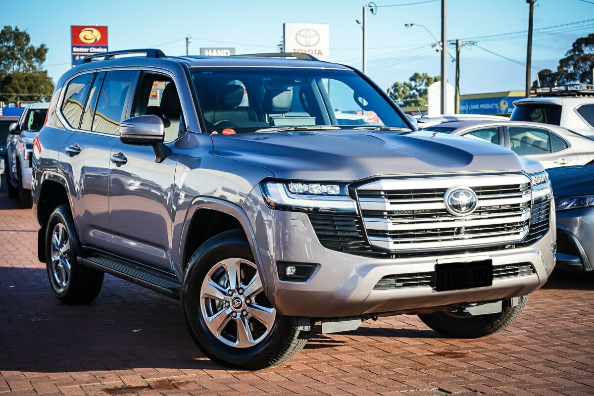 Toyota Landcruiser image 1