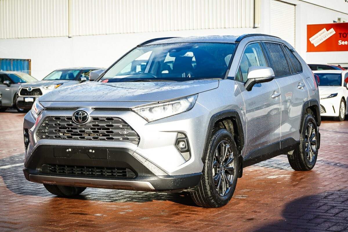 Toyota Rav4 image 4