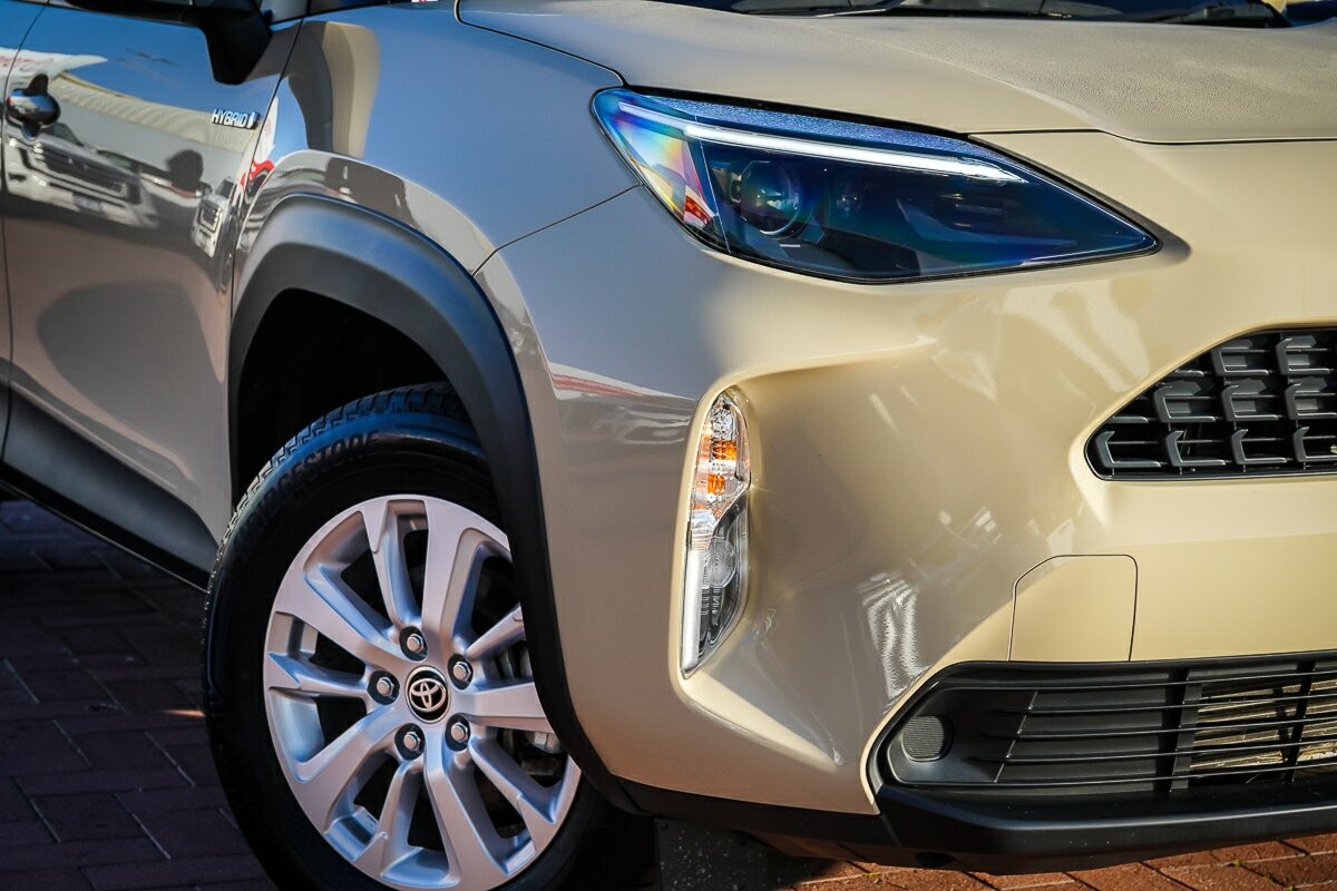 Toyota Yaris Cross image 2