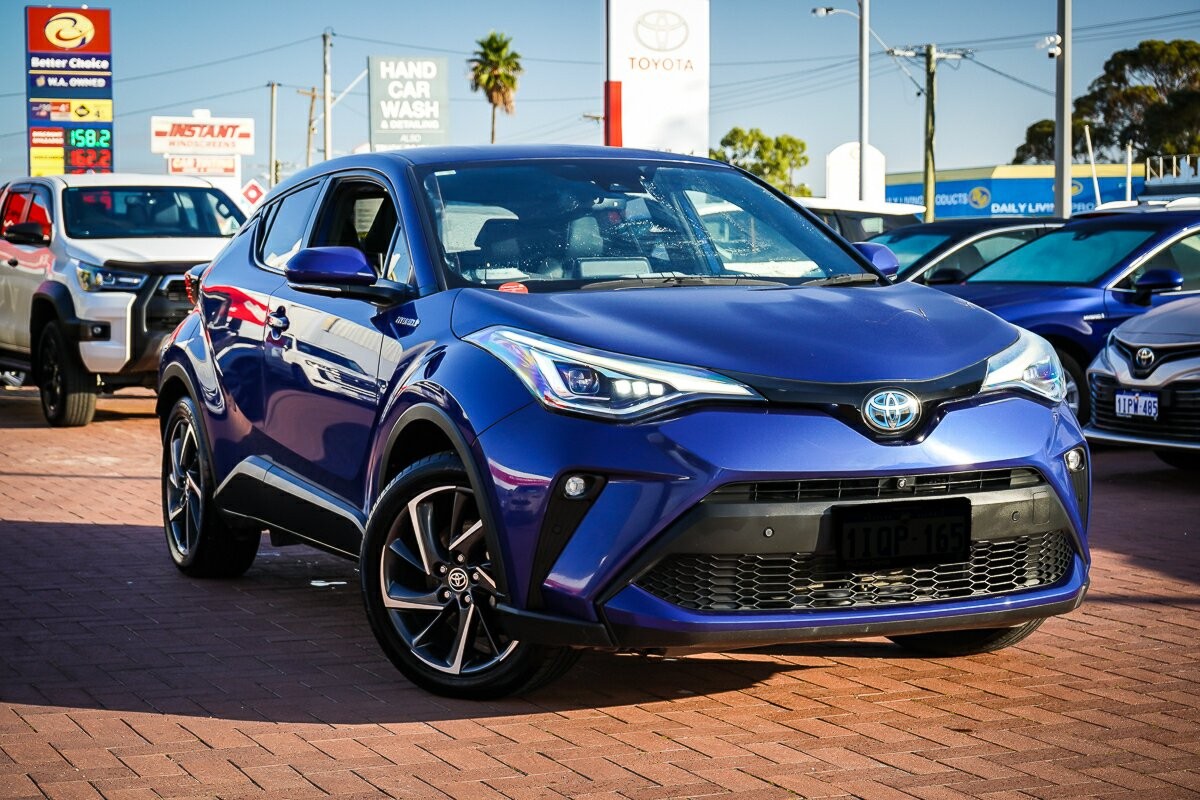 Toyota C-hr image 1