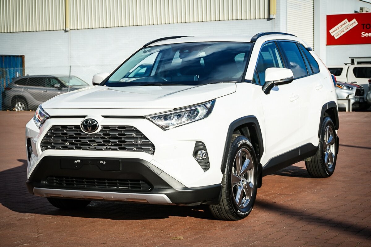 Toyota Rav4 image 4