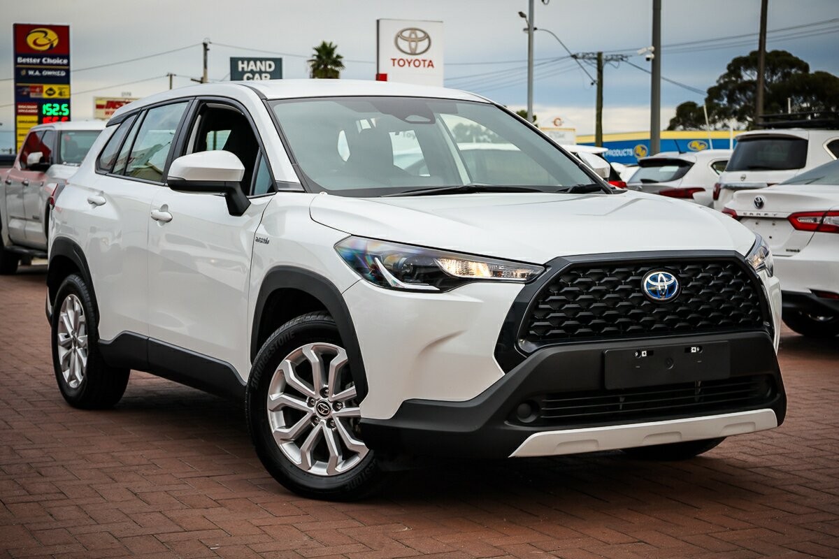 Toyota Corolla Cross image 1