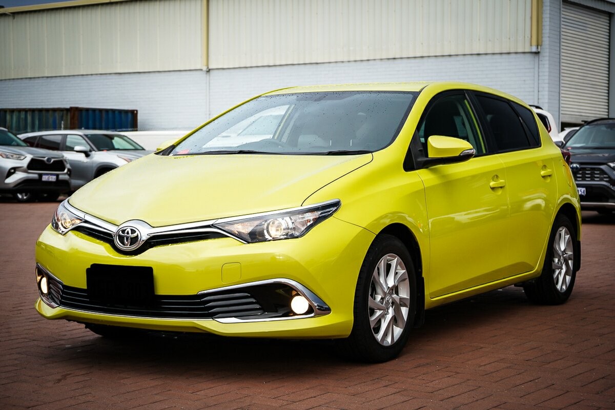 Toyota Corolla image 4