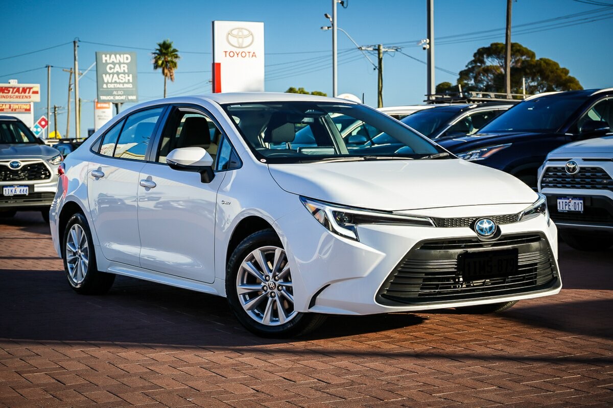Toyota Corolla image 1