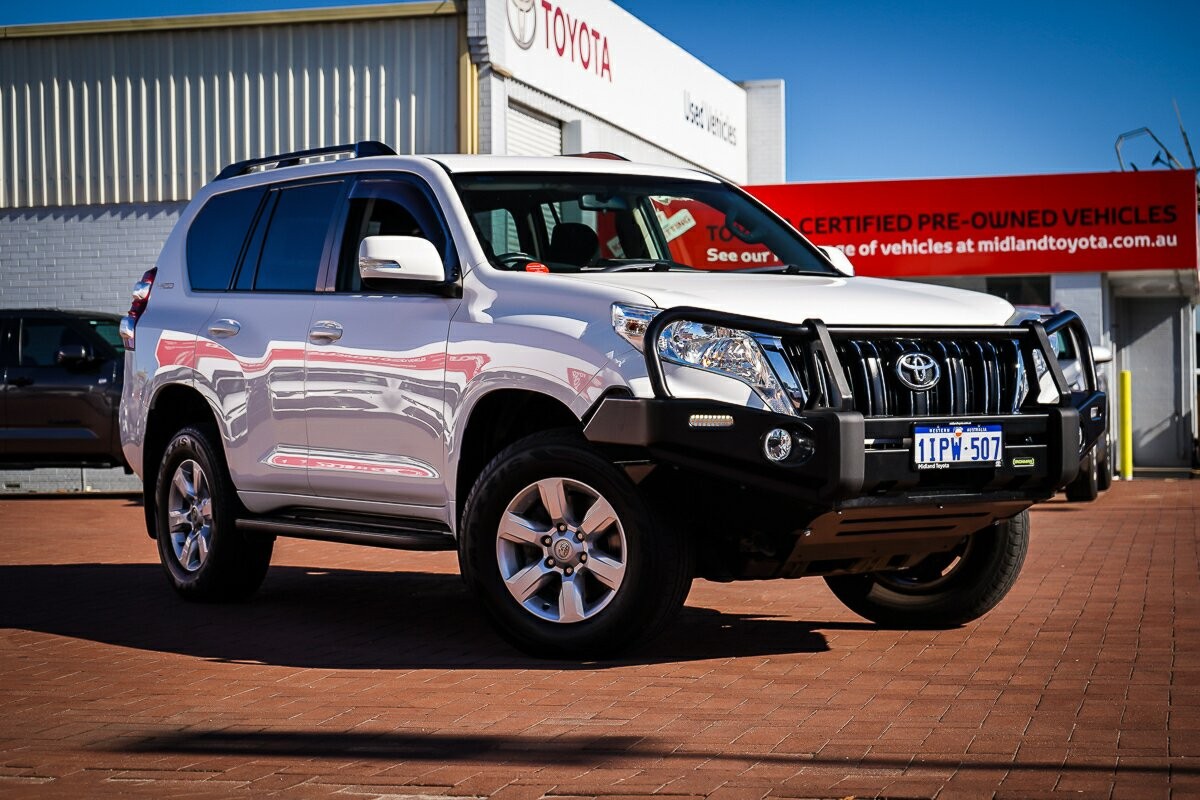 Toyota Landcruiser Prado image 1