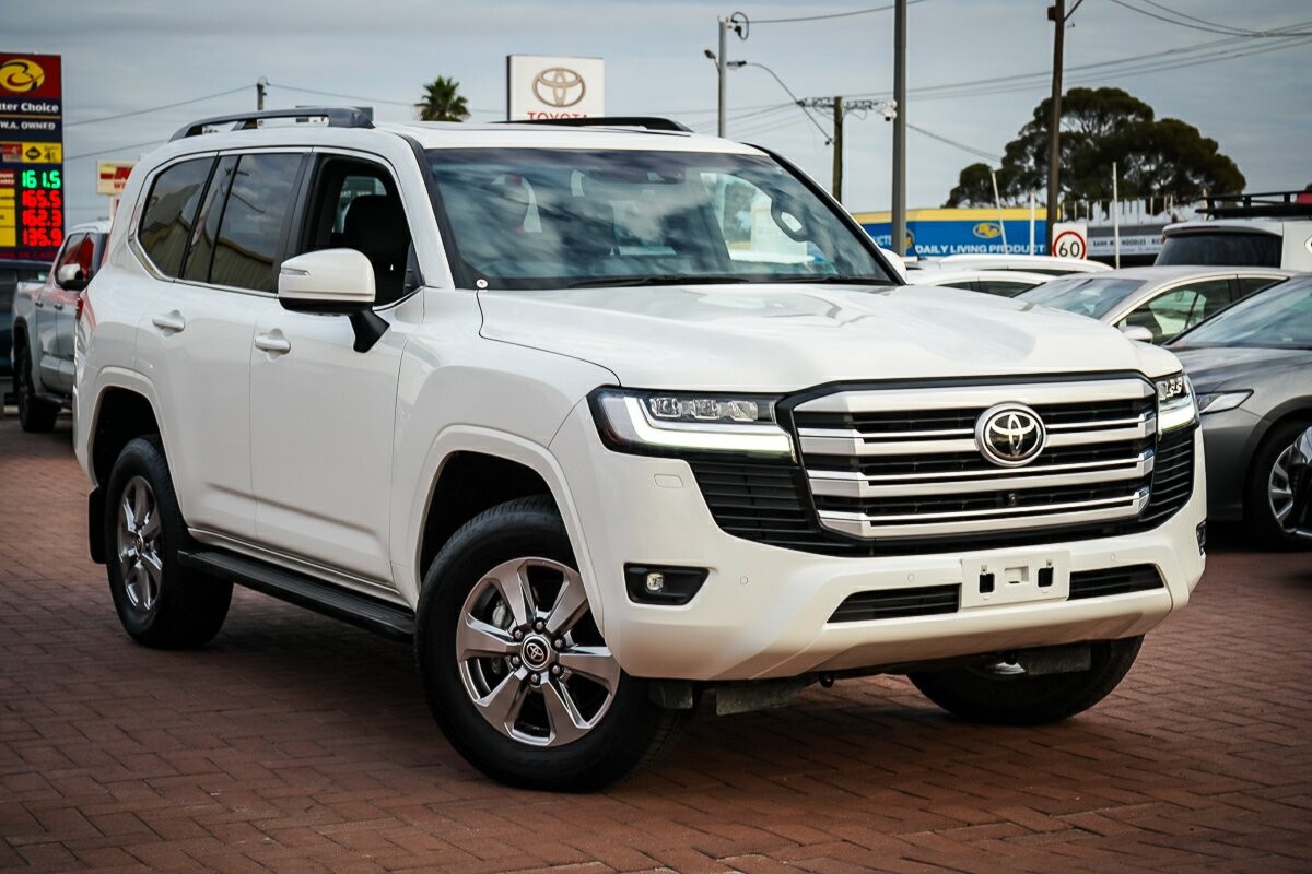 Toyota Landcruiser image 1