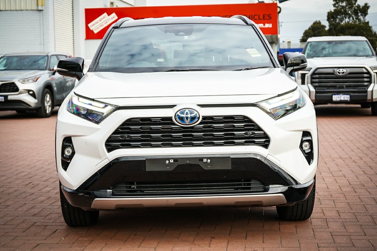 Toyota Rav4 image 3