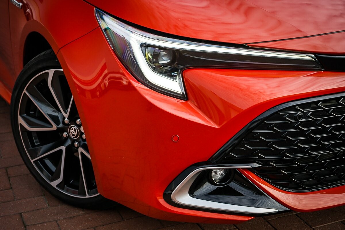 Toyota Corolla image 2