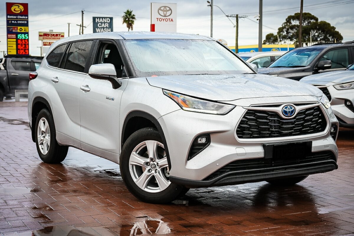 Toyota Kluger image 1