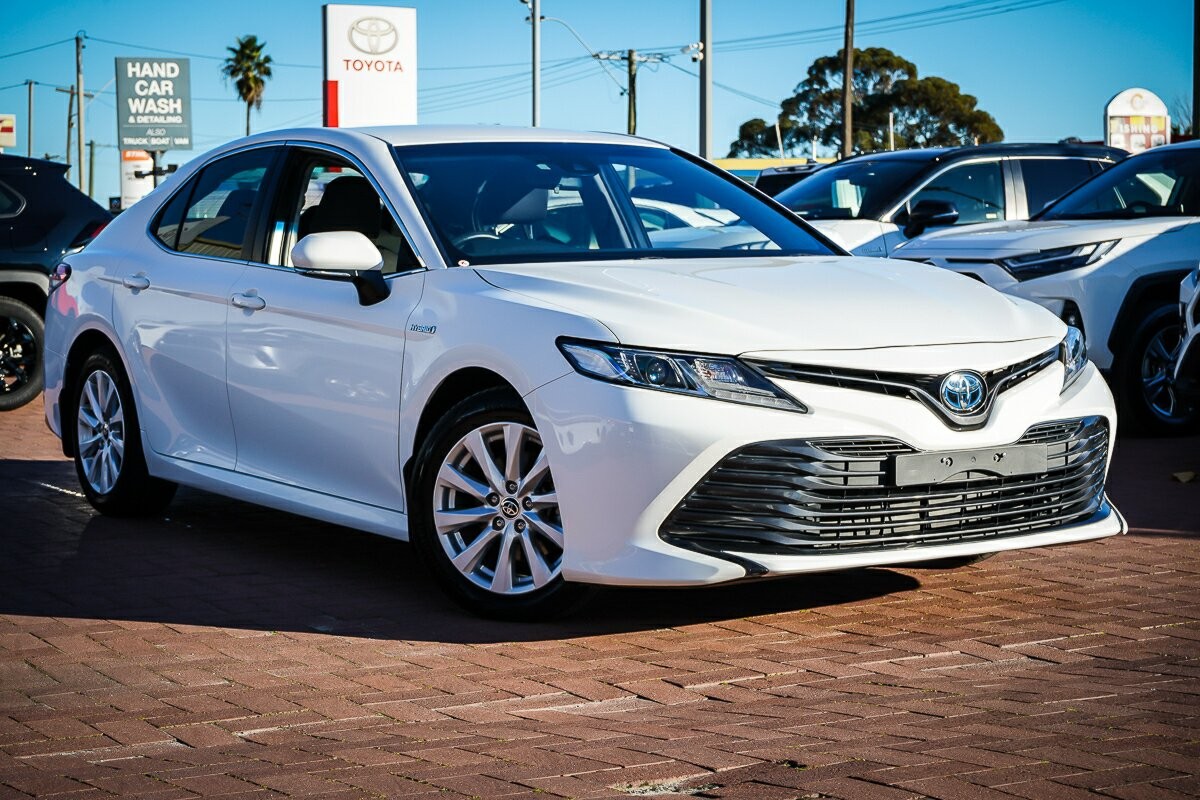 Toyota Camry image 1