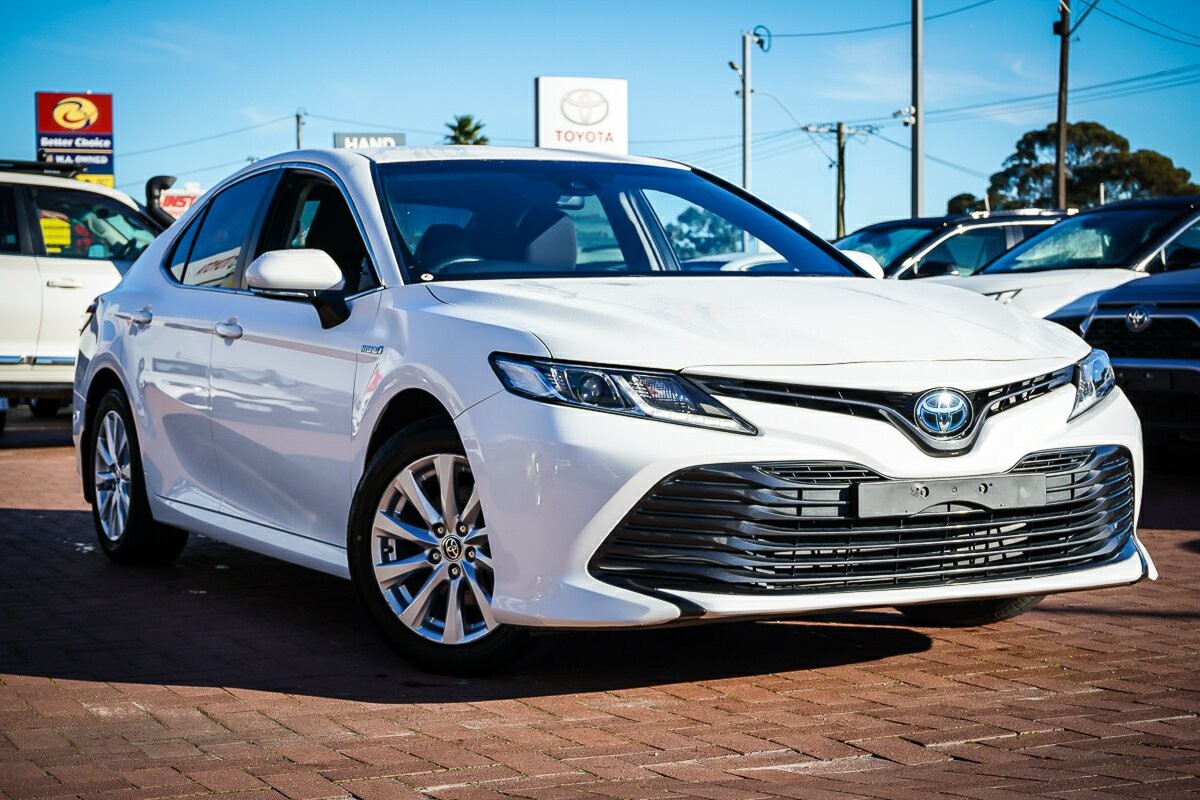 Toyota Camry image 1