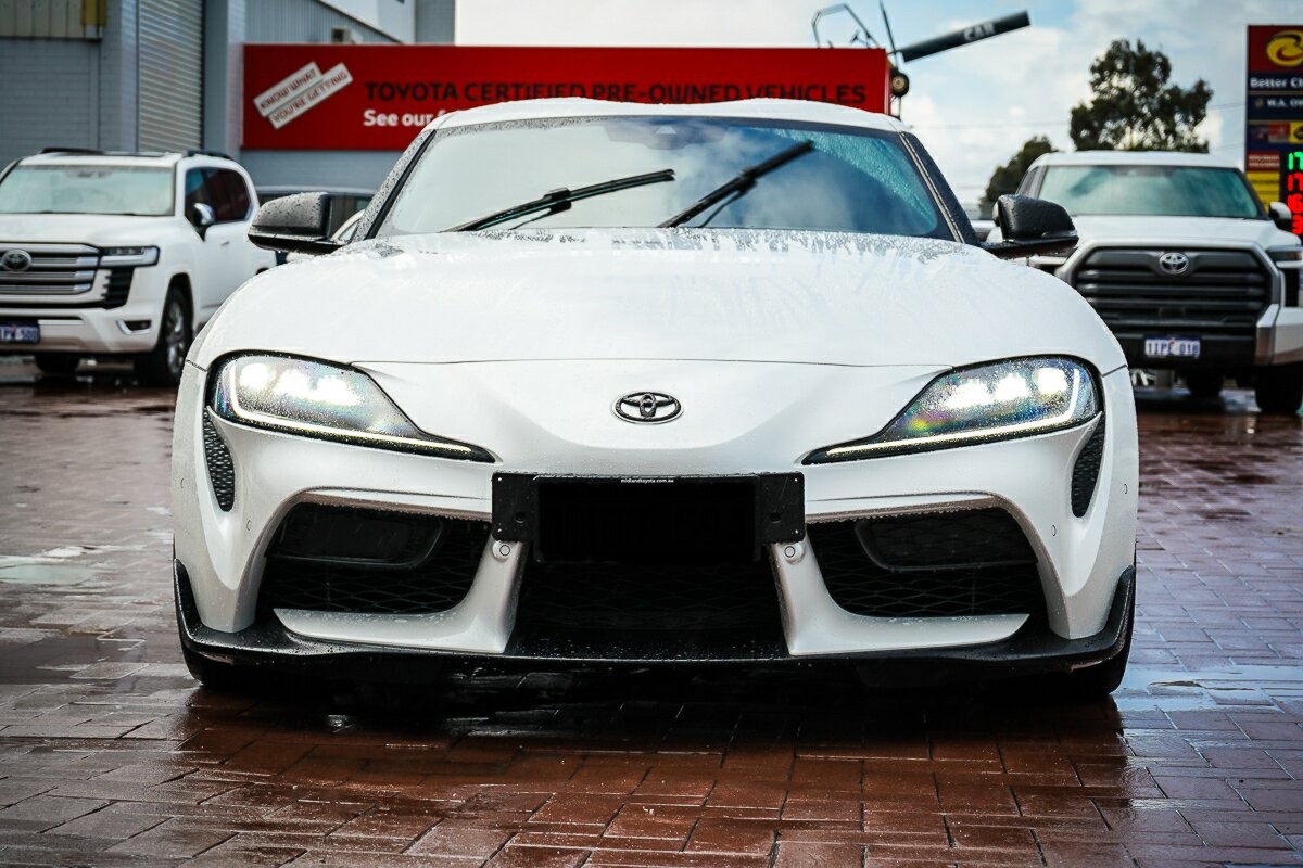 Toyota Supra image 3