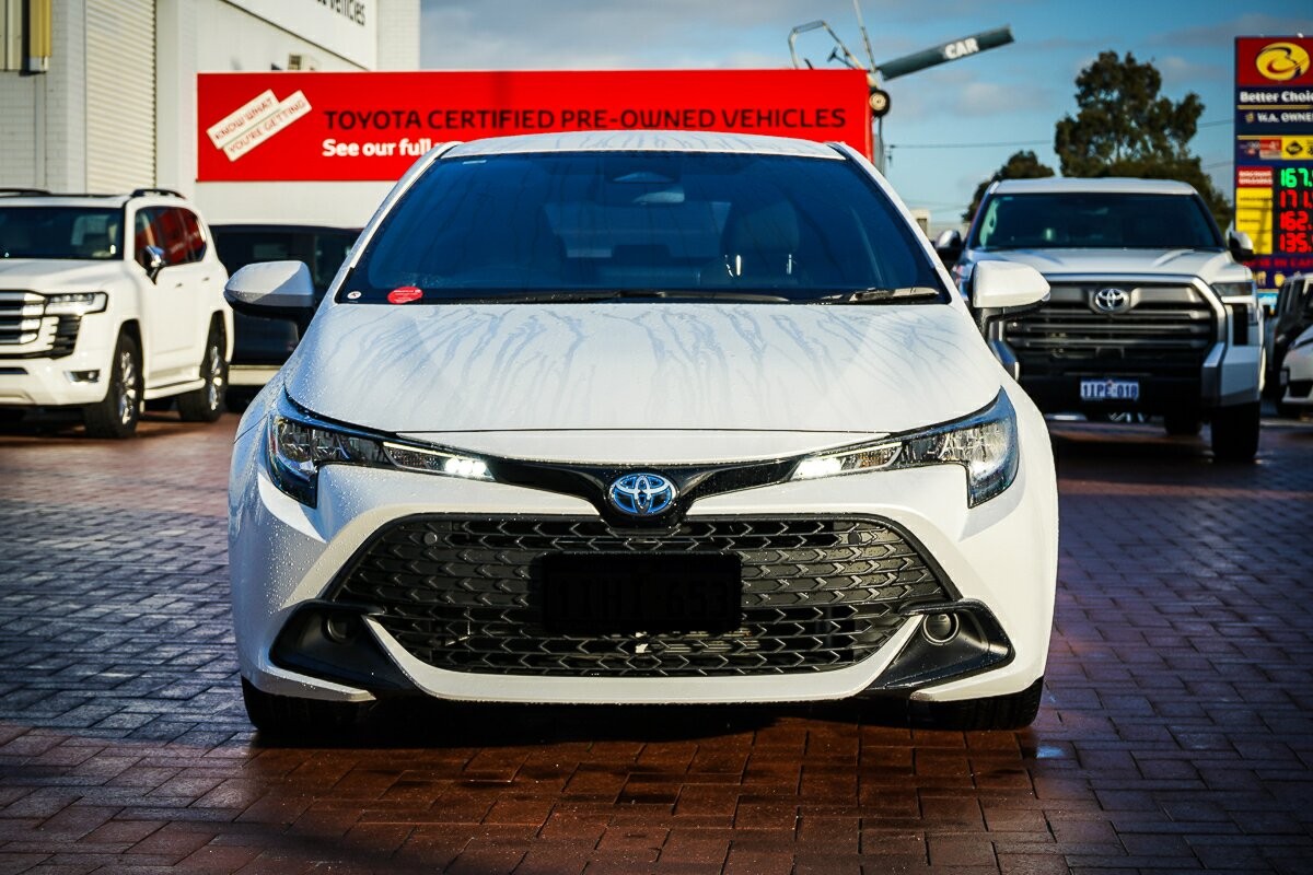 Toyota Corolla image 3