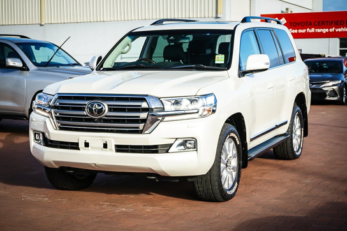 Toyota Landcruiser image 4