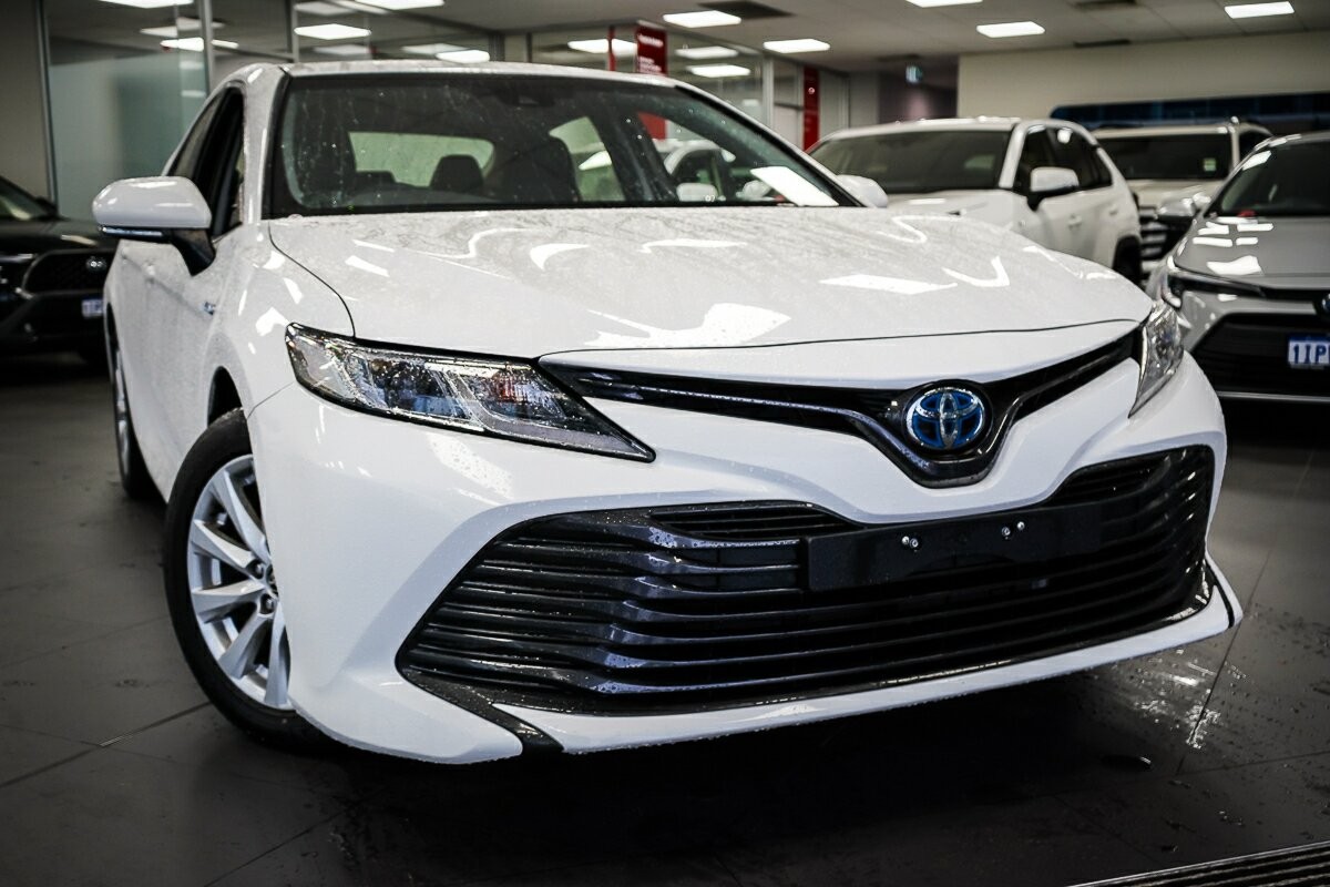 Toyota Camry image 1