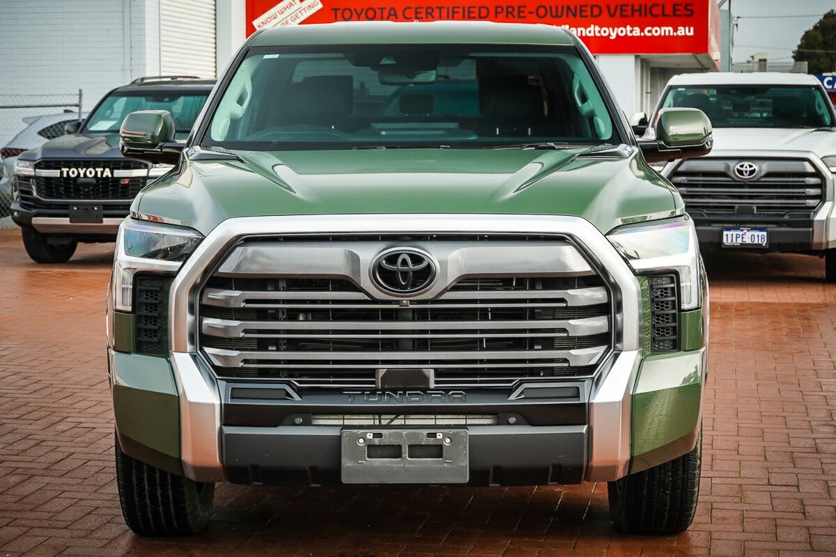 Toyota Tundra image 3