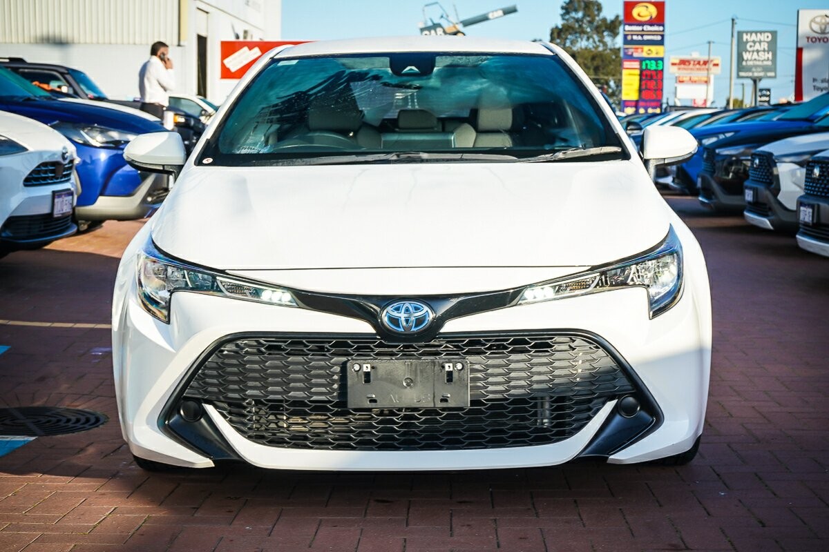 Toyota Corolla image 3