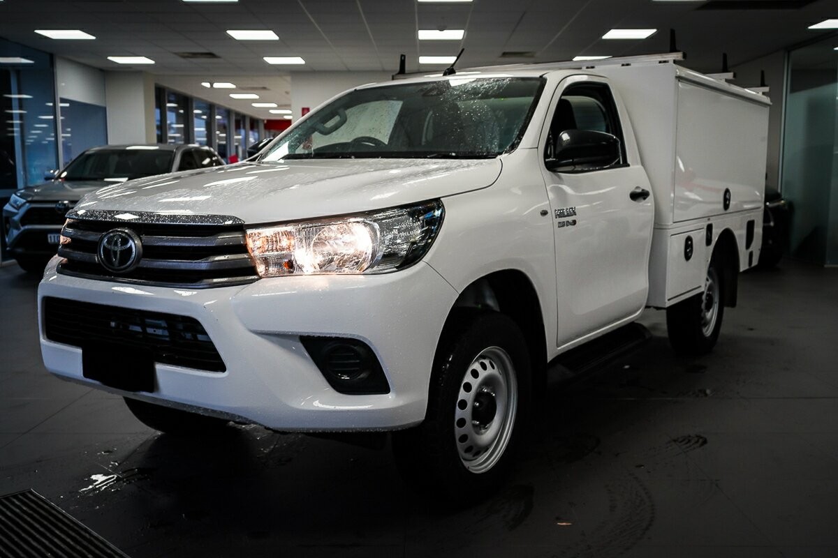 Toyota Hilux image 4