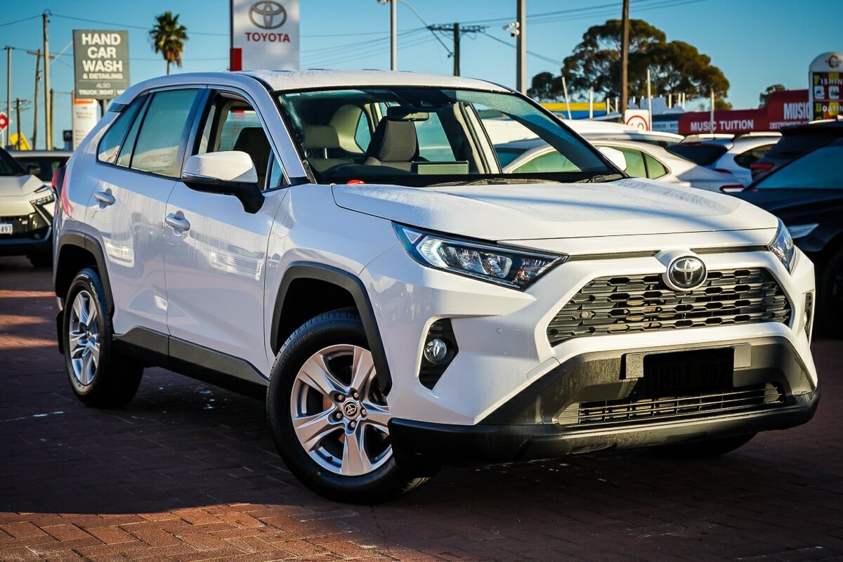 Toyota Rav4 image 1