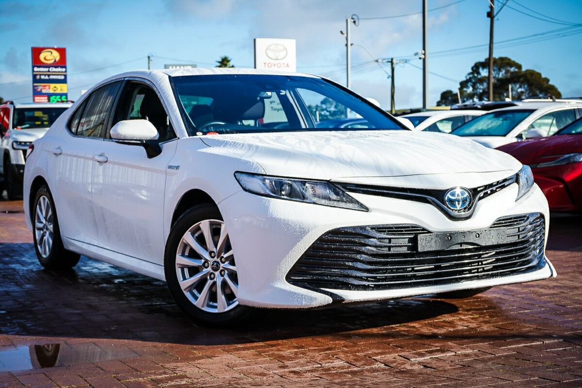 Toyota Camry image 1
