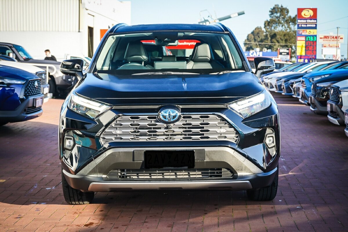 Toyota Rav4 image 3