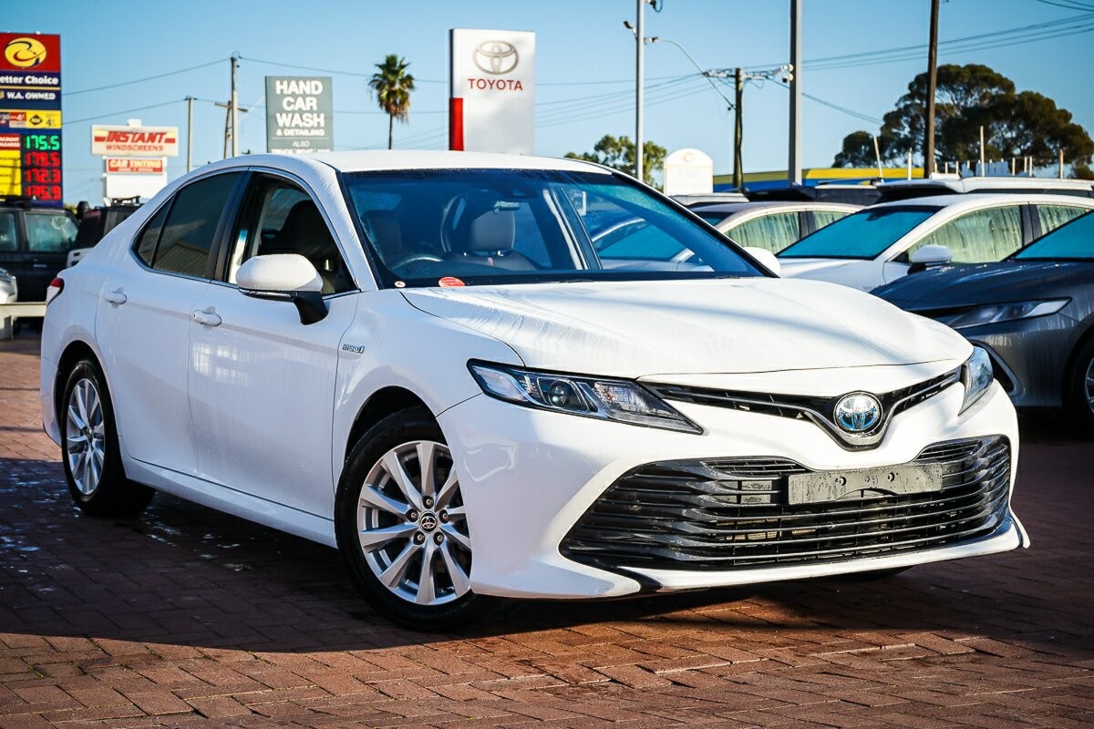 Toyota Camry image 1