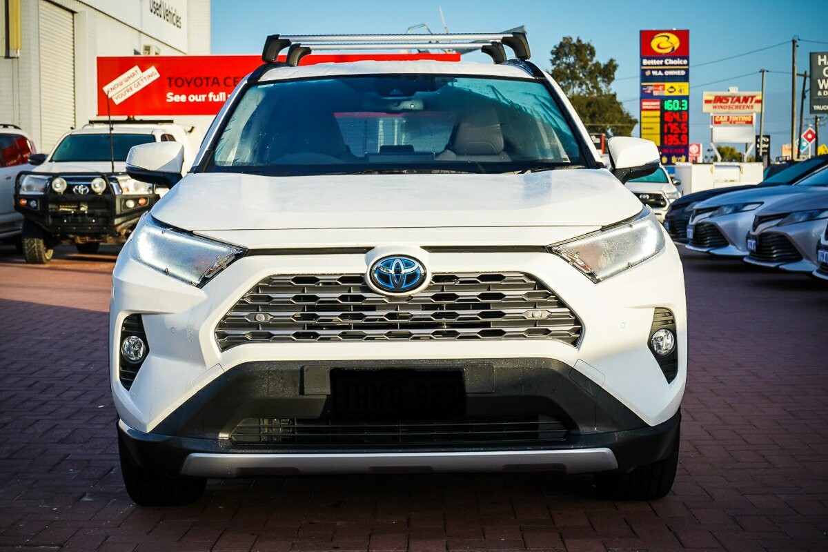 Toyota Rav4 image 3